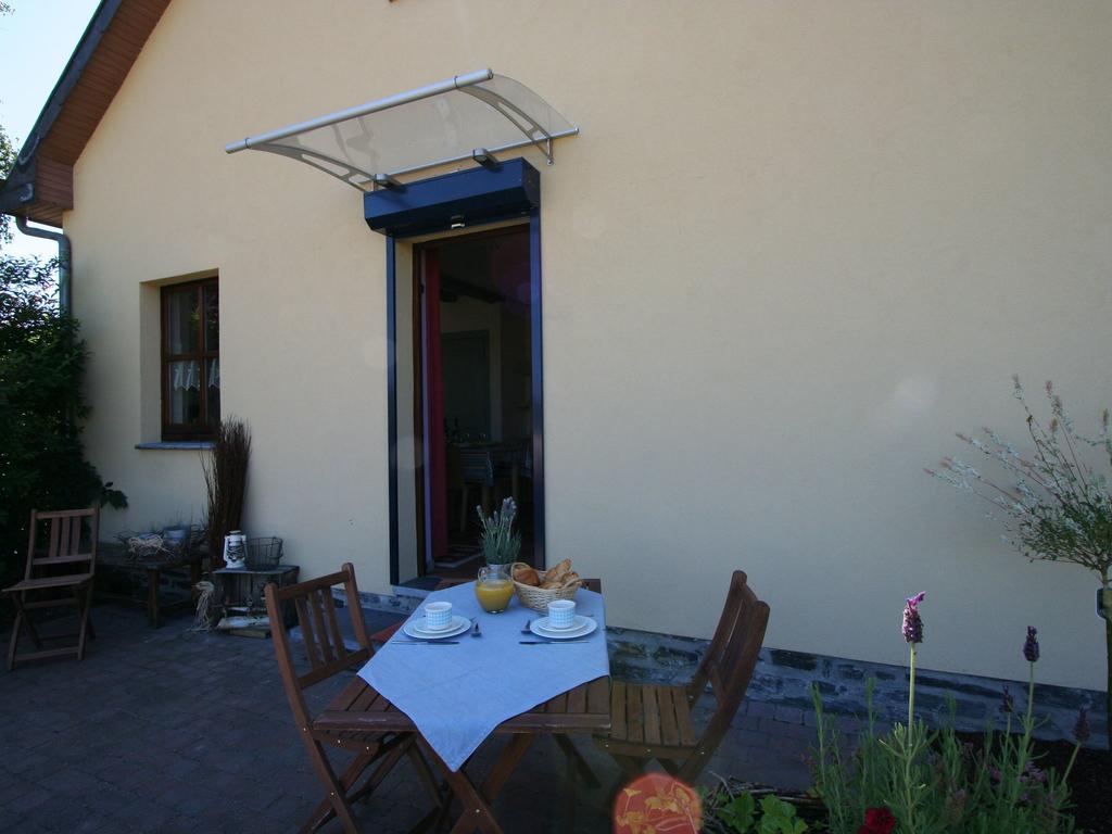 Peaceful Cottage In Ardennes With Private Terrace บาสตาญ ภายนอก รูปภาพ