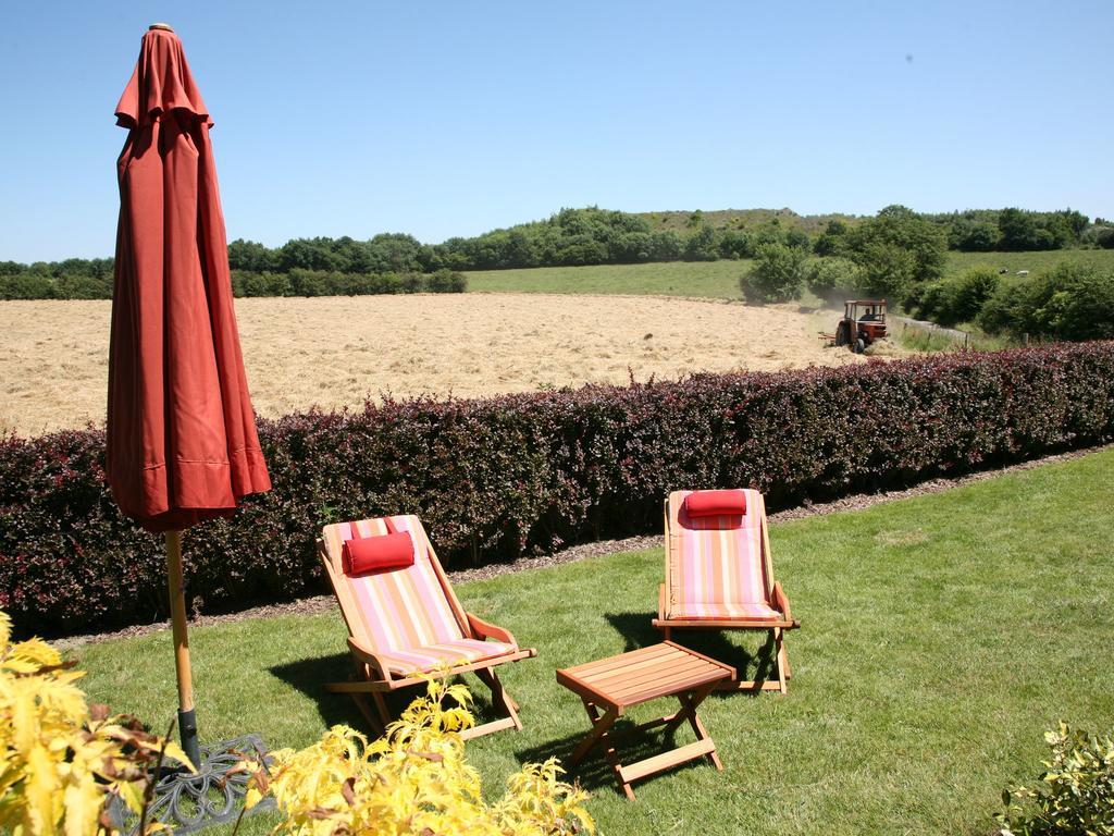 Peaceful Cottage In Ardennes With Private Terrace บาสตาญ ภายนอก รูปภาพ